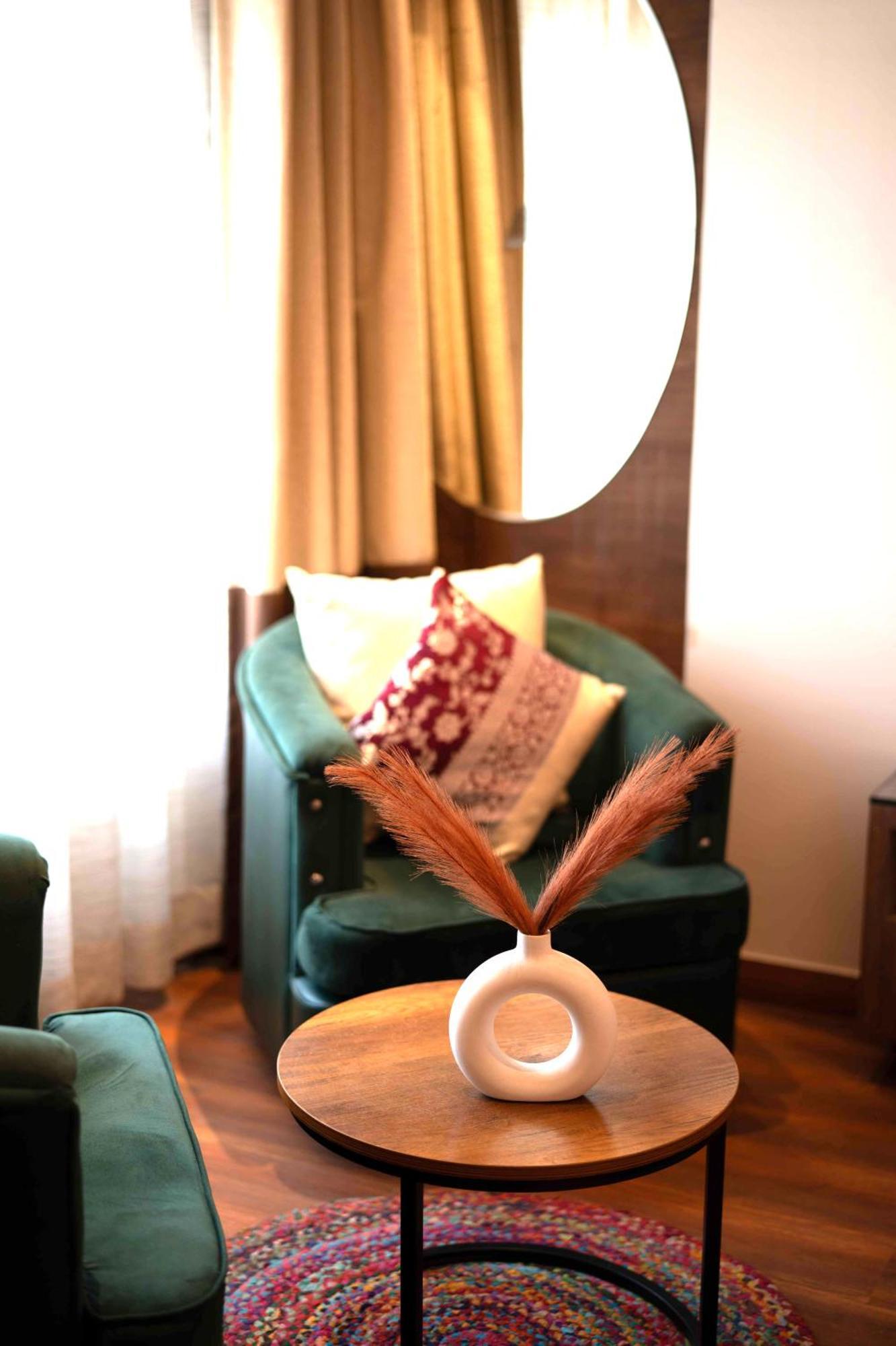 New Hotel Broadway Varanasi Bagian luar foto