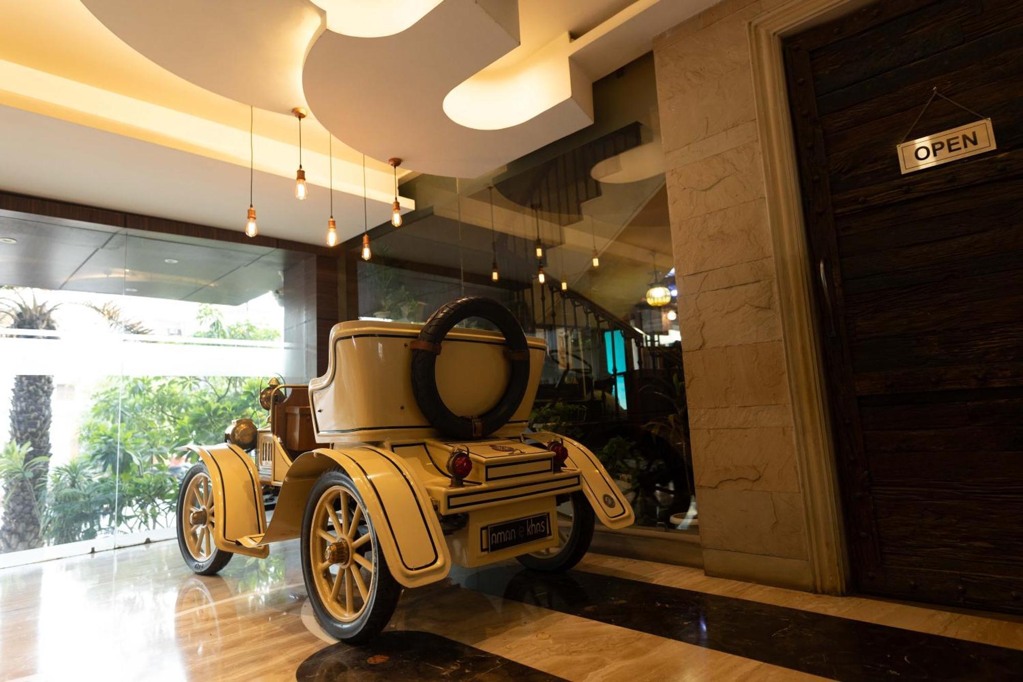 New Hotel Broadway Varanasi Bagian luar foto