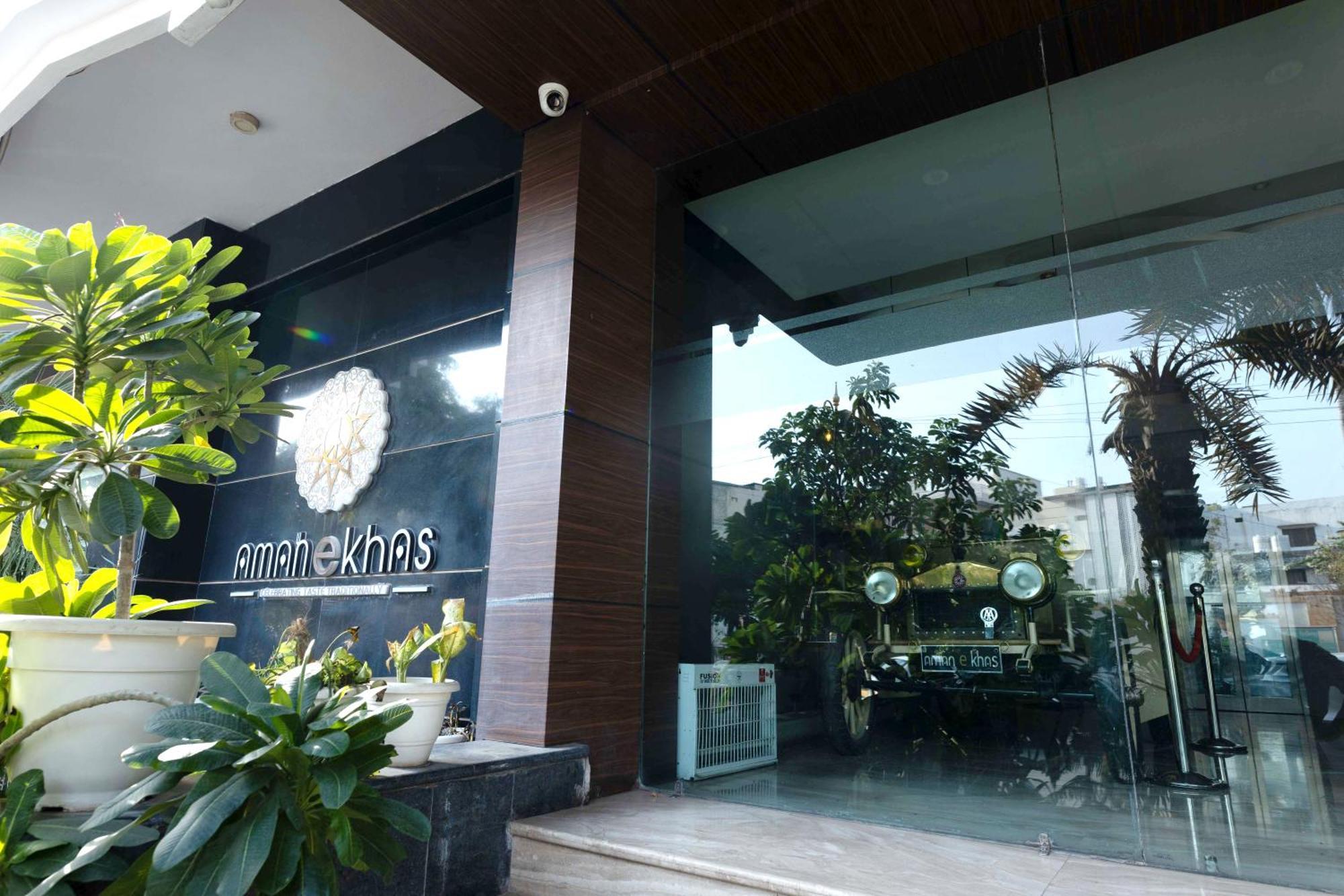 New Hotel Broadway Varanasi Bagian luar foto