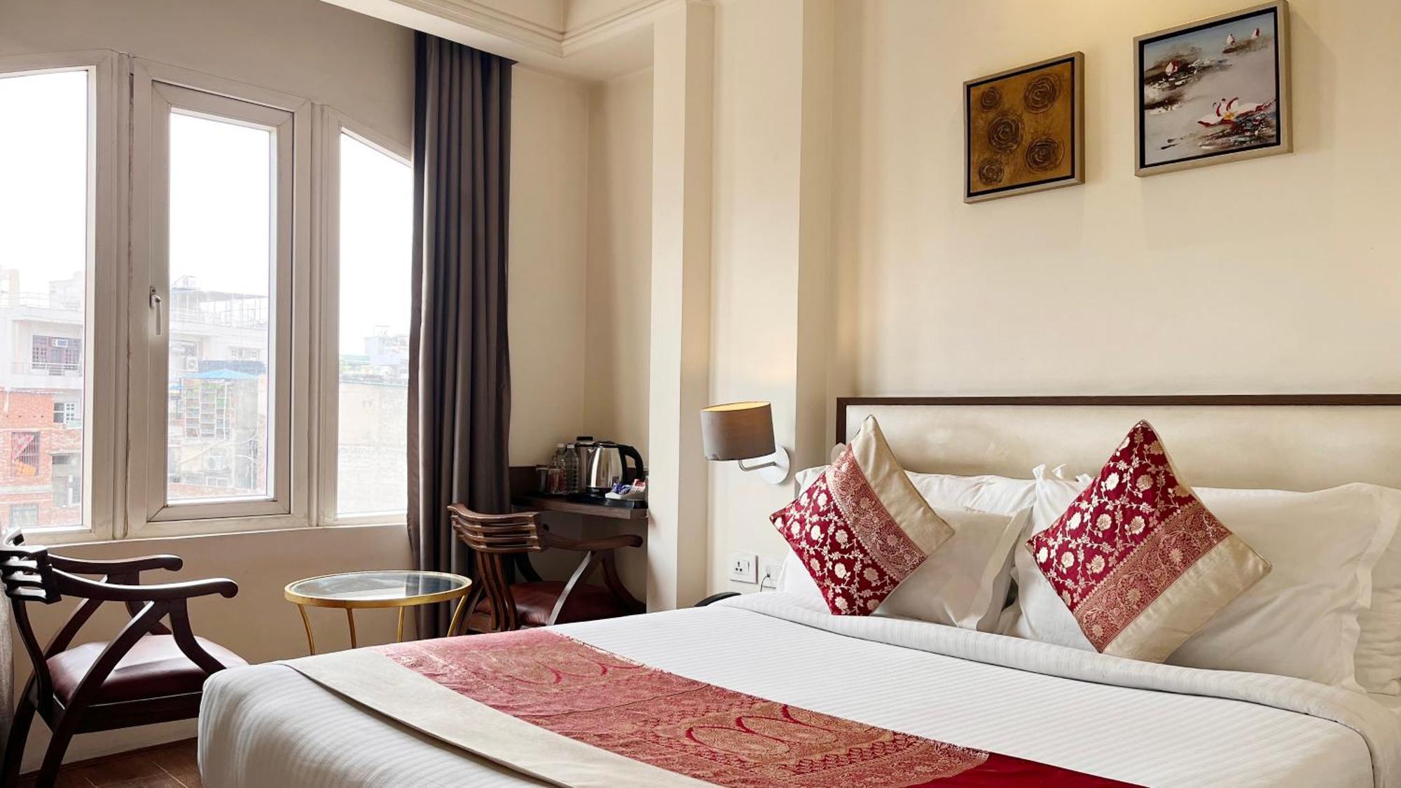 New Hotel Broadway Varanasi Bagian luar foto