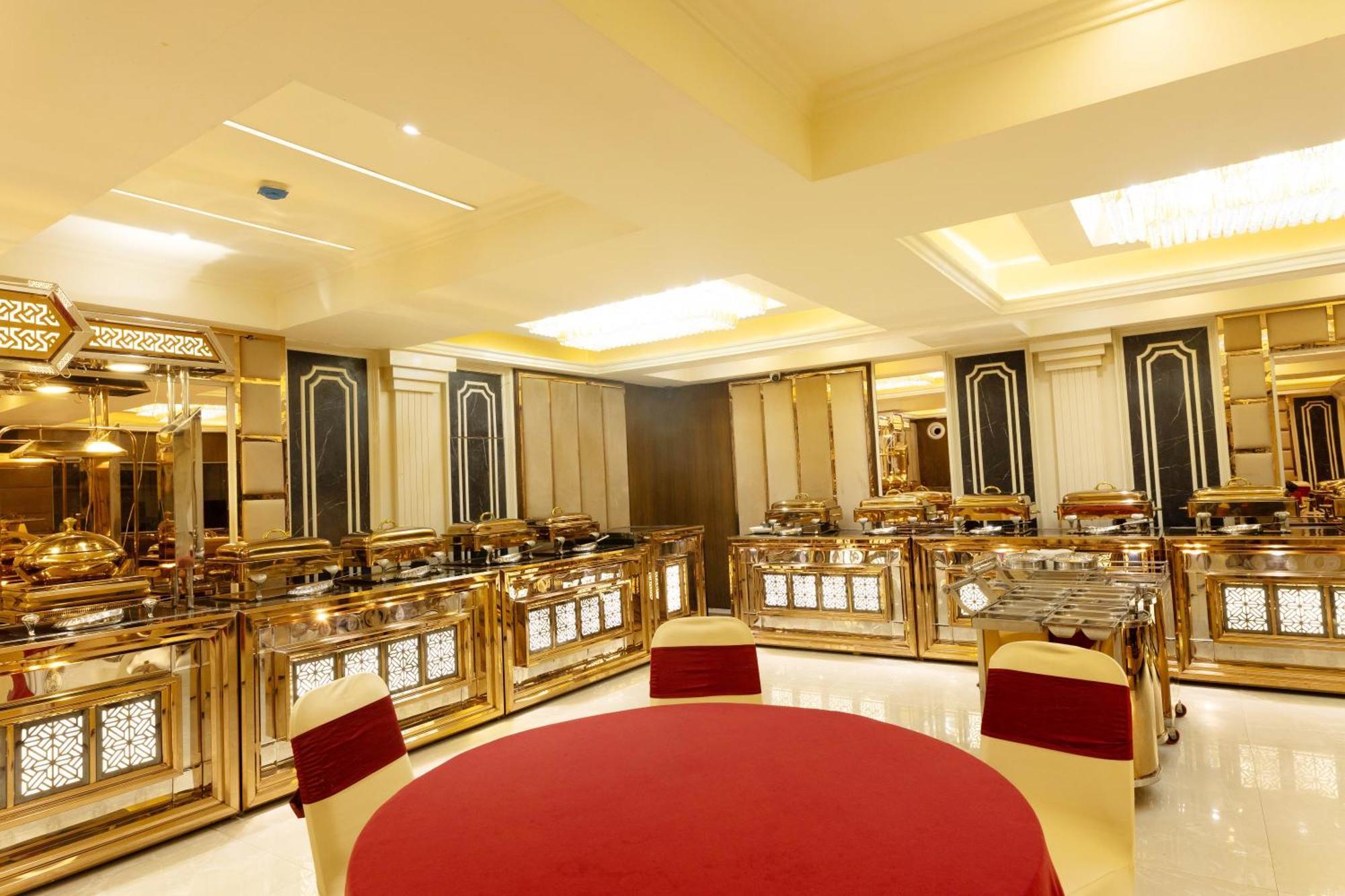 New Hotel Broadway Varanasi Bagian luar foto